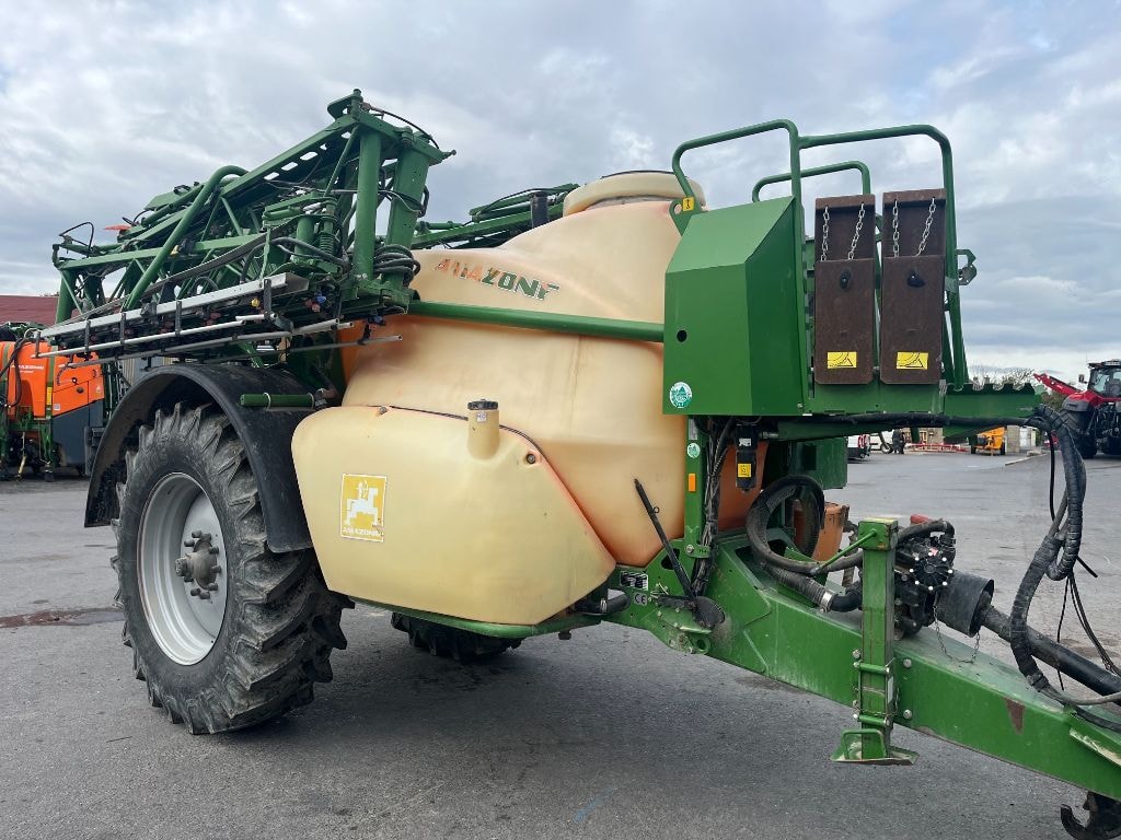 Pulverisateur AMAZONE UX 4200 SPECIAL - photo slide 5