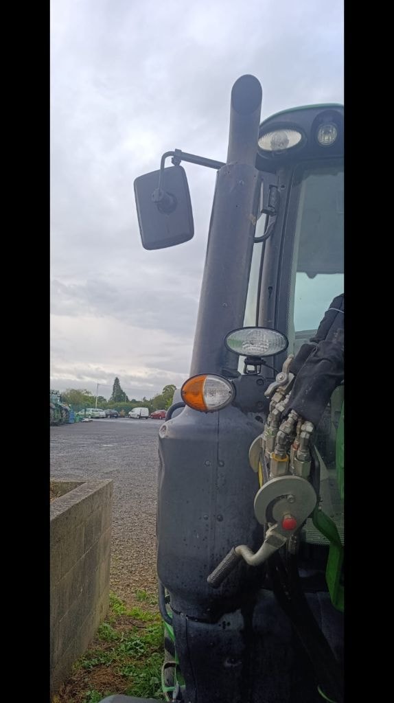 Tracteur chargeur JOHN DEERE 6120R - photo slide 17