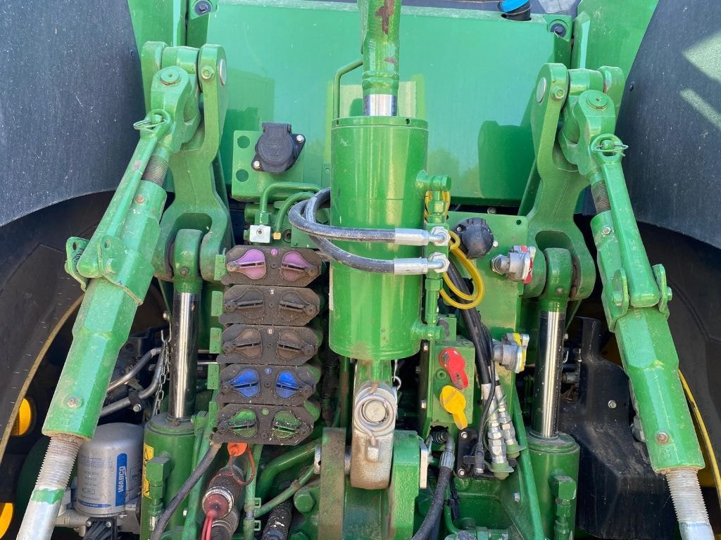 Tracteur JOHN DEERE 8R 370 - photo slide 36