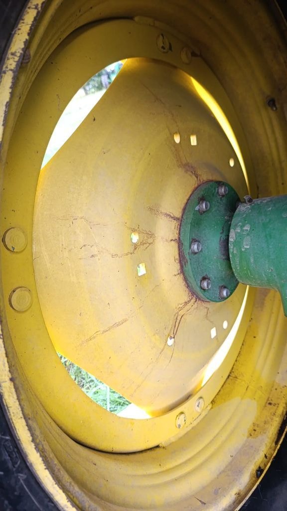 Tracteur chargeur JOHN DEERE 6120R - photo slide 25