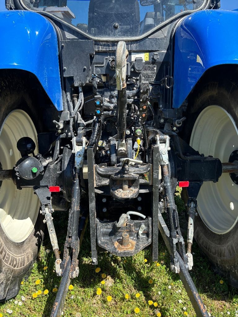Tracteur NEW HOLLAND T7.210 - photo slide 7