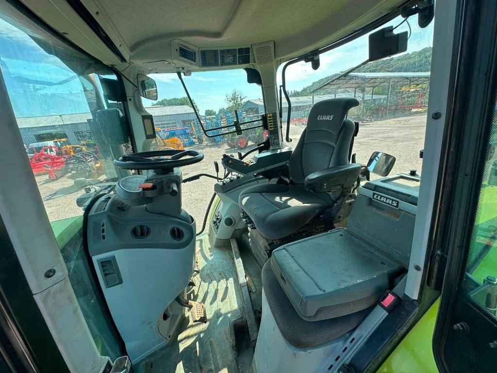 Tracteur CLAAS ARION 620 - photo slide 5