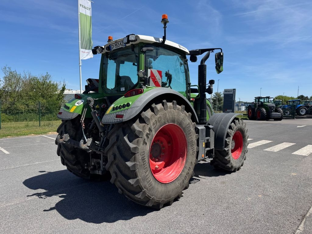 Tracteur FENDT 724 GEN 6 Power + - photo slide 6