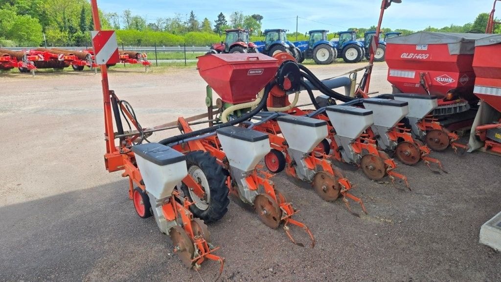Semoir monograine KUHN planter 2 - photo slide 11