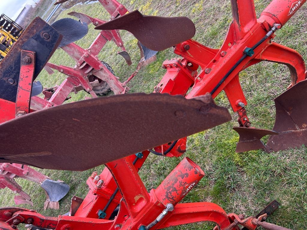 Charrue KUHN MULTI-MASTER 150 - photo slide 8