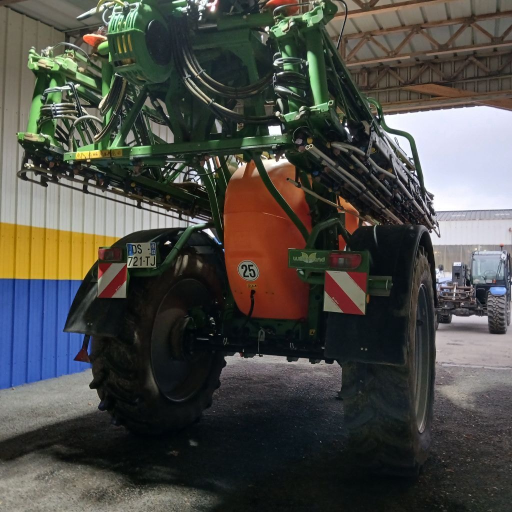 Pulverisateur AMAZONE UX 4200 - photo slide 7