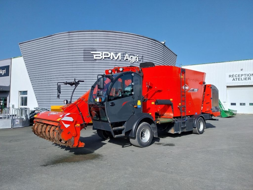Melangeuse automotrice KUHN SPW 18 CS intense - photo slide 1