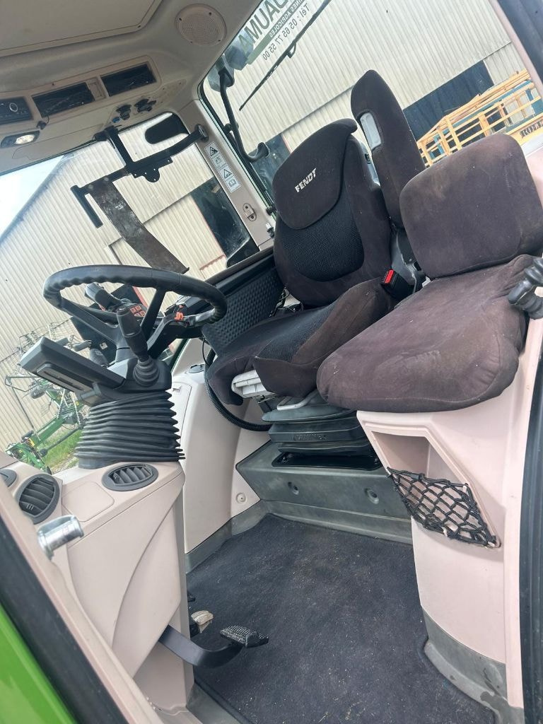 Tracteur chargeur FENDT 313 VARIO - photo slide 8