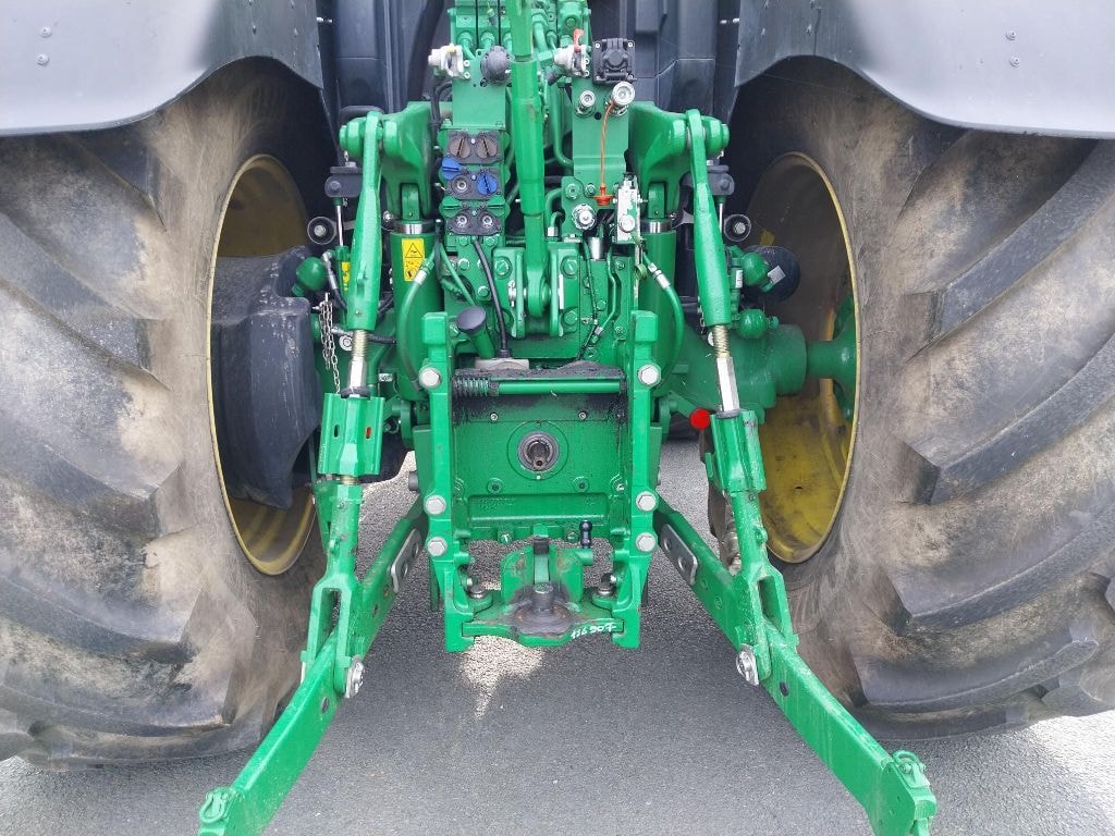 Tracteur JOHN DEERE 6R215 - photo slide 6