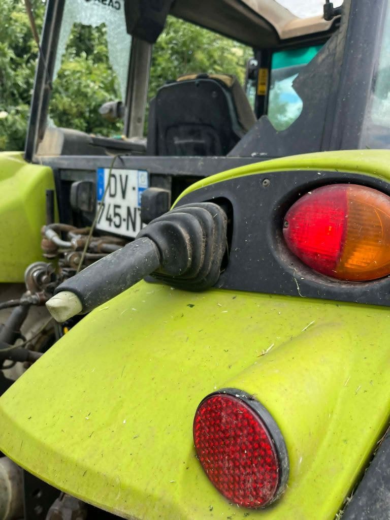 Tracteur CLAAS AXOS 340 - photo slide 32