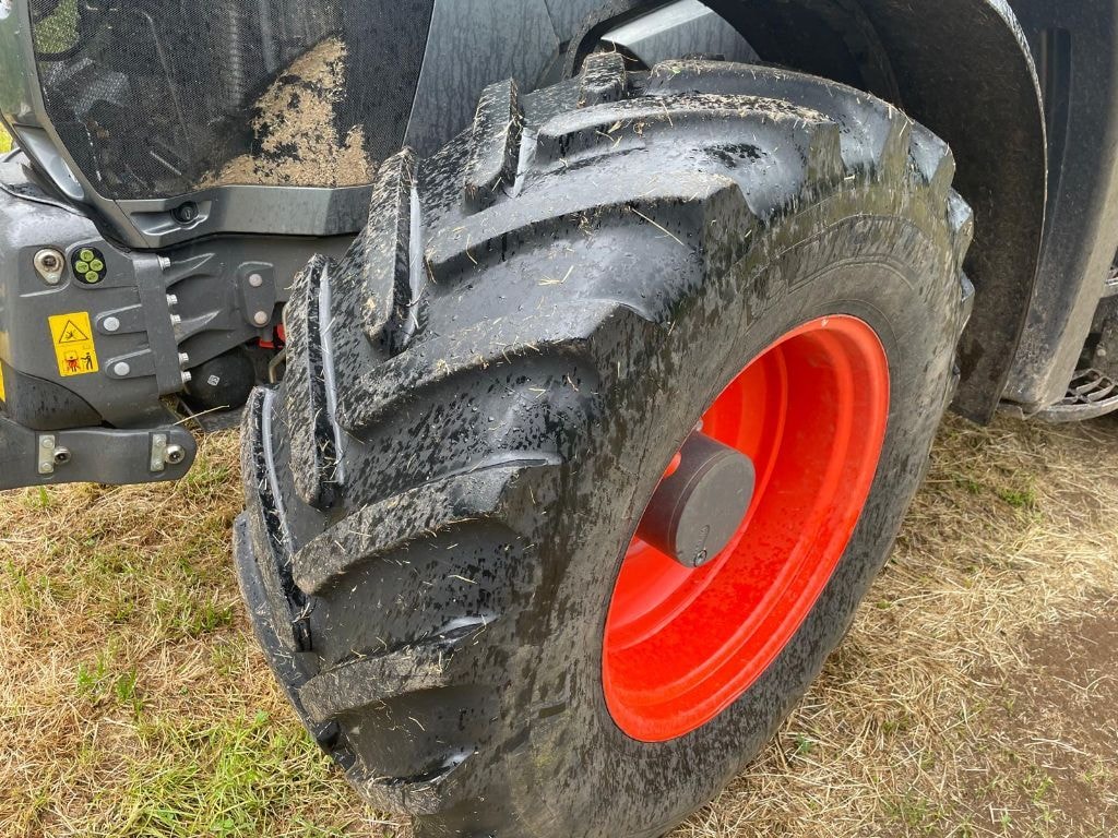 Tracteur CLAAS ARION 630 - photo slide 10