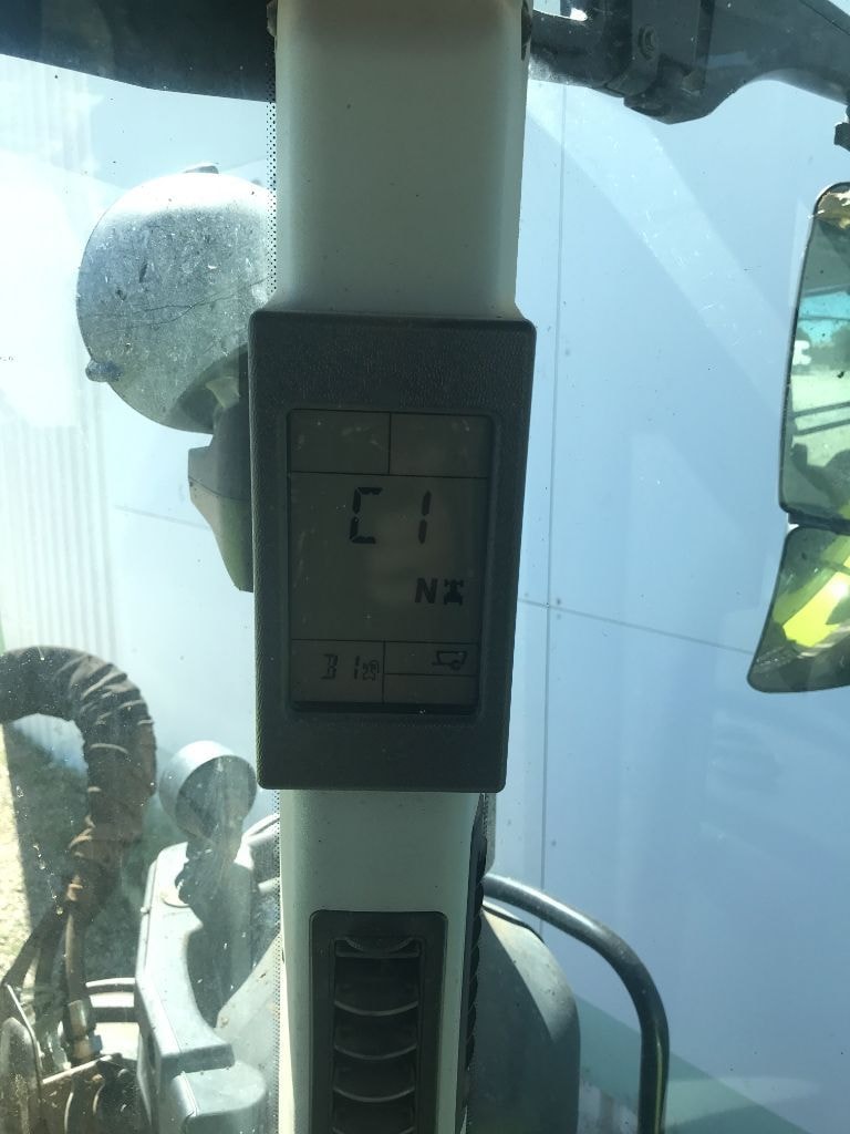 Tracteur chargeur CLAAS ARION 510 - photo slide 16