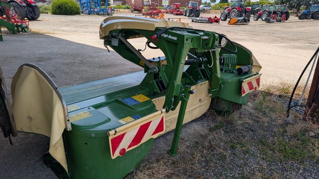Faucheuse KRONE EC B 870 et EC F 320 - photo slide 11