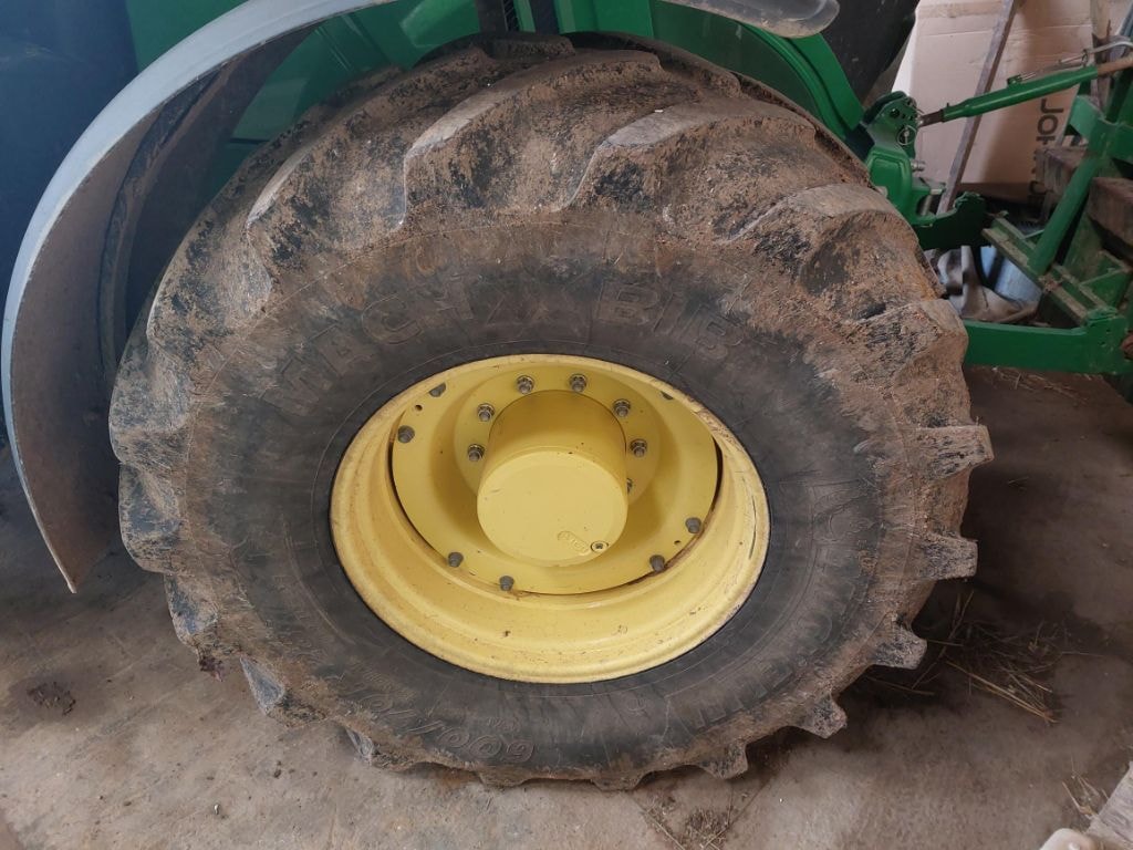 Tracteur JOHN DEERE 6215R - photo slide 8