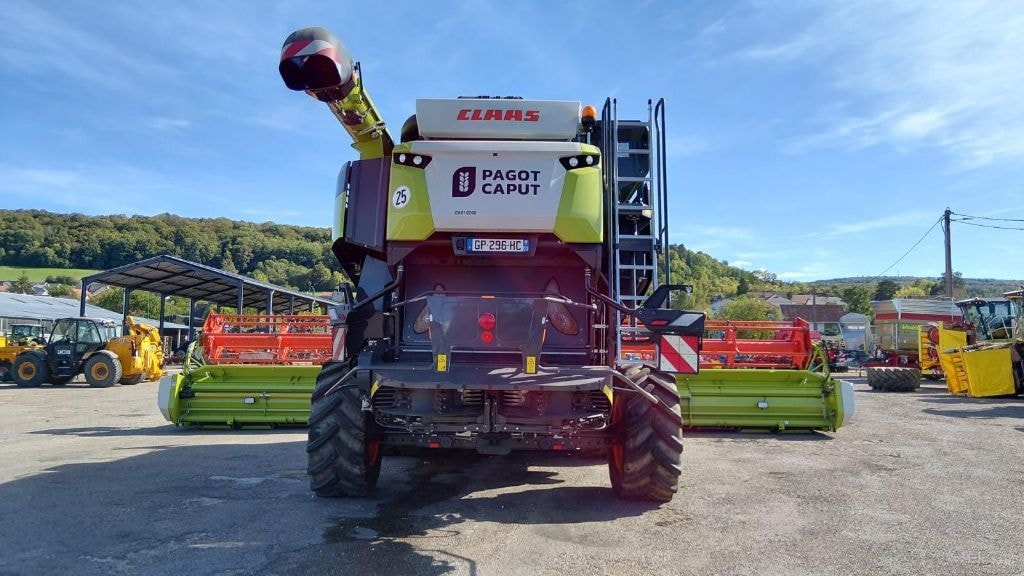 Moissonneuse CLAAS LEXION 8700 - photo slide 20