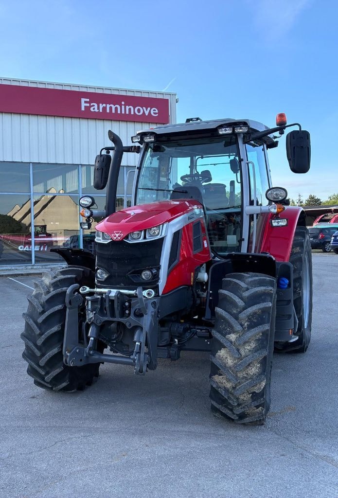 Tracteur MASSEY FERGUSON 6S 135 DYNA 6 EFFICIENT - photo slide 3
