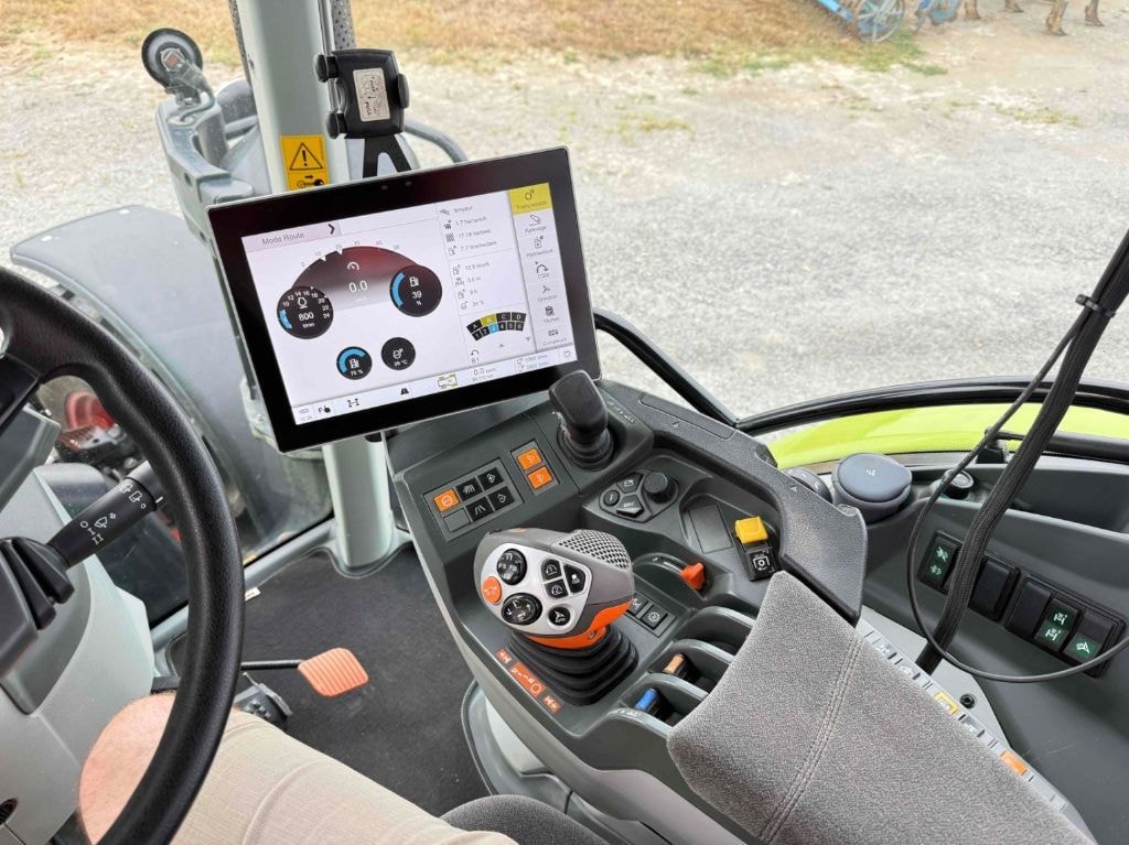 Tracteur CLAAS ARION 510 HEXASHIFT - - photo slide 14
