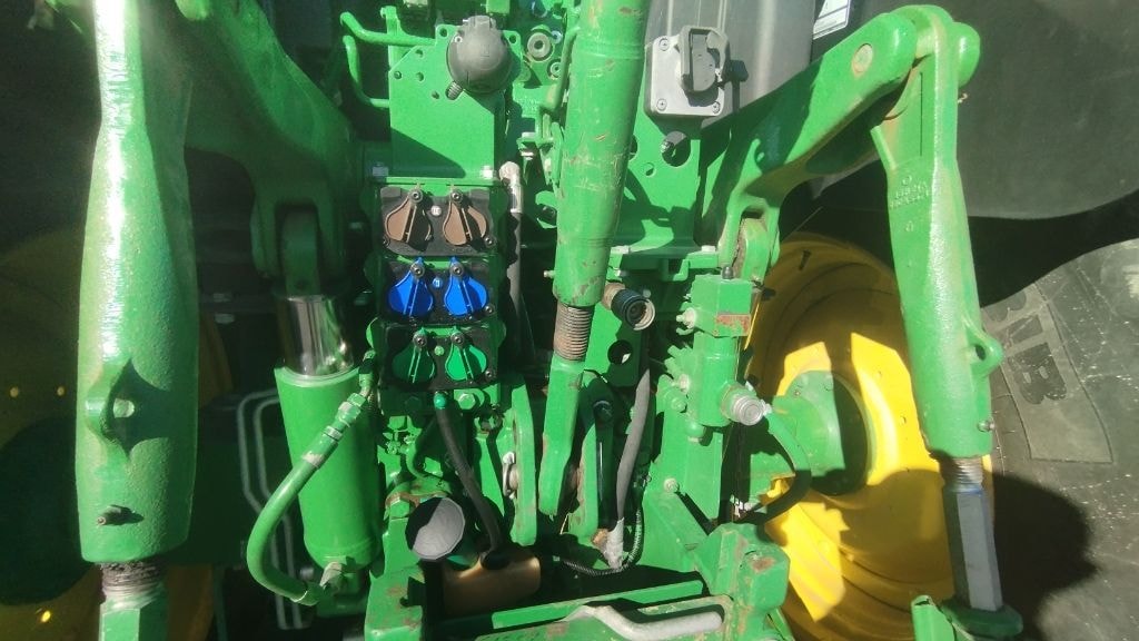 Tracteur JOHN DEERE 6145R - photo slide 30