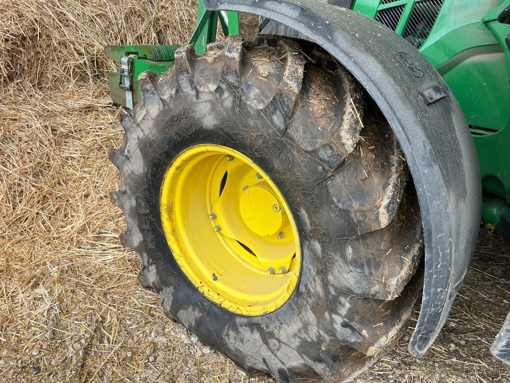 Tracteur JOHN DEERE 6110M - photo slide 12