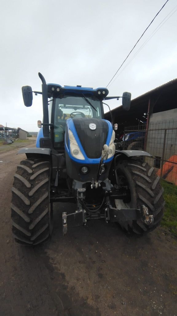 Tracteur NEW HOLLAND T7.190 - photo slide 7