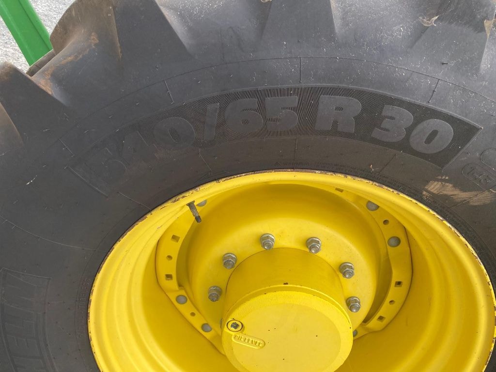 Tracteur JOHN DEERE 6155R - photo slide 19