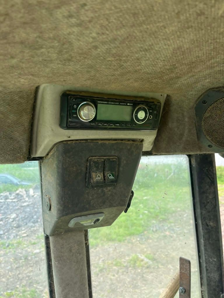 Tracteur CLAAS AXOS 340 - photo slide 23