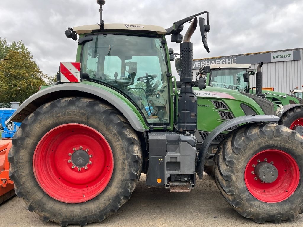 Tracteur FENDT 718 VARIO POWER + - photo slide 17