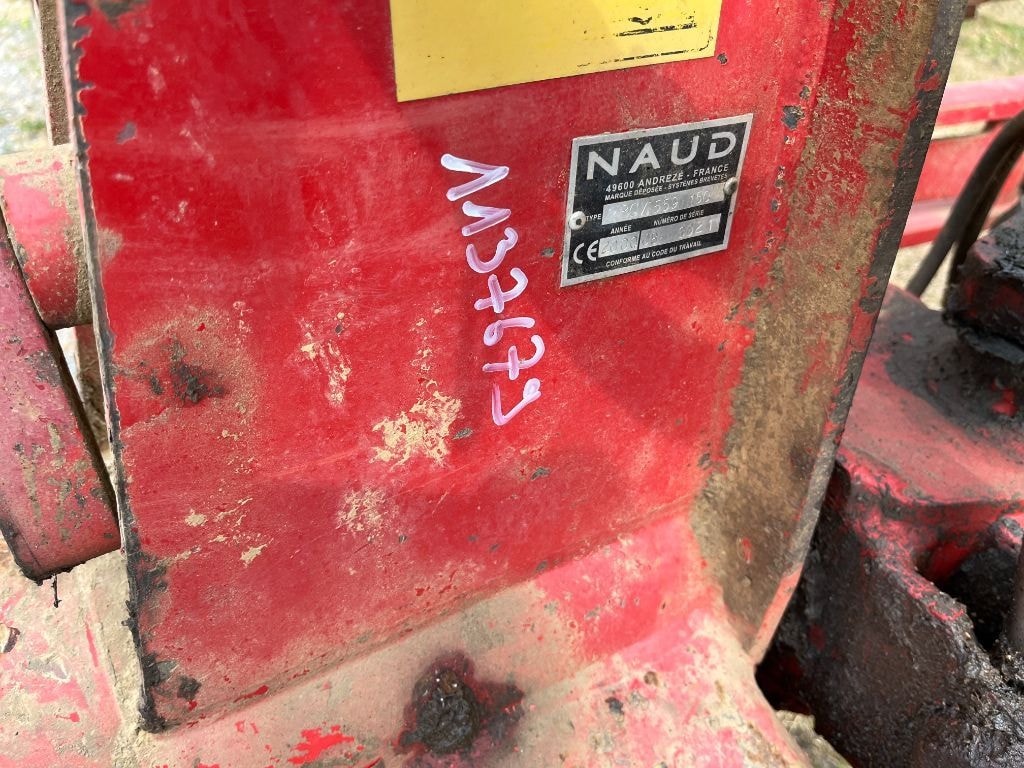 Charrue NAUD Rux 559 - photo slide 4
