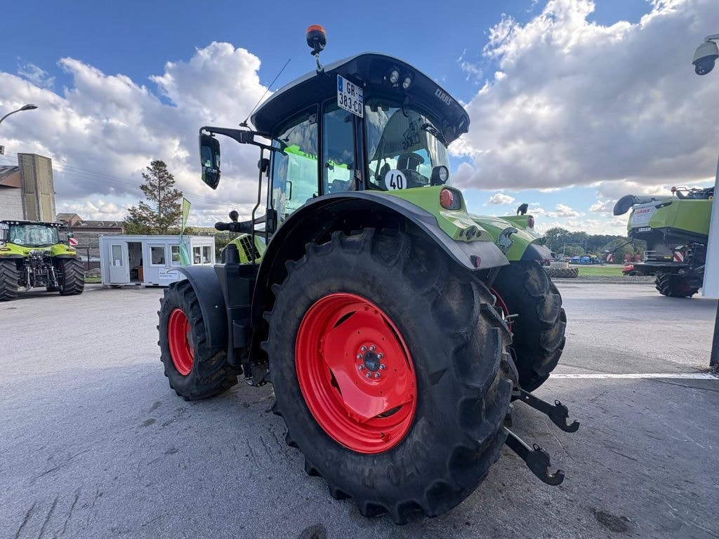 Tracteur CLAAS ARION 530 - photo slide 5
