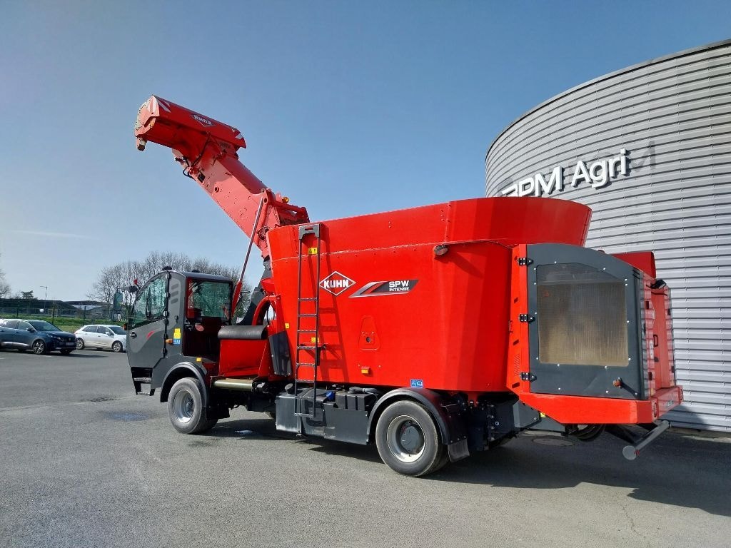 Melangeuse automotrice KUHN SPW 18 CS intense - photo slide 16
