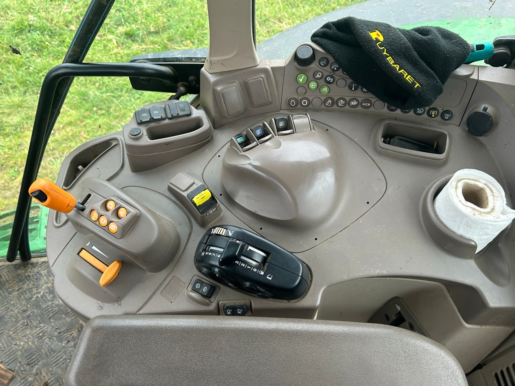 Tracteur JOHN DEERE 6130M - photo slide 10