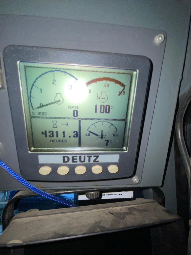 Tracteur enjambeur TECNOMA U100/140 - photo slide 9