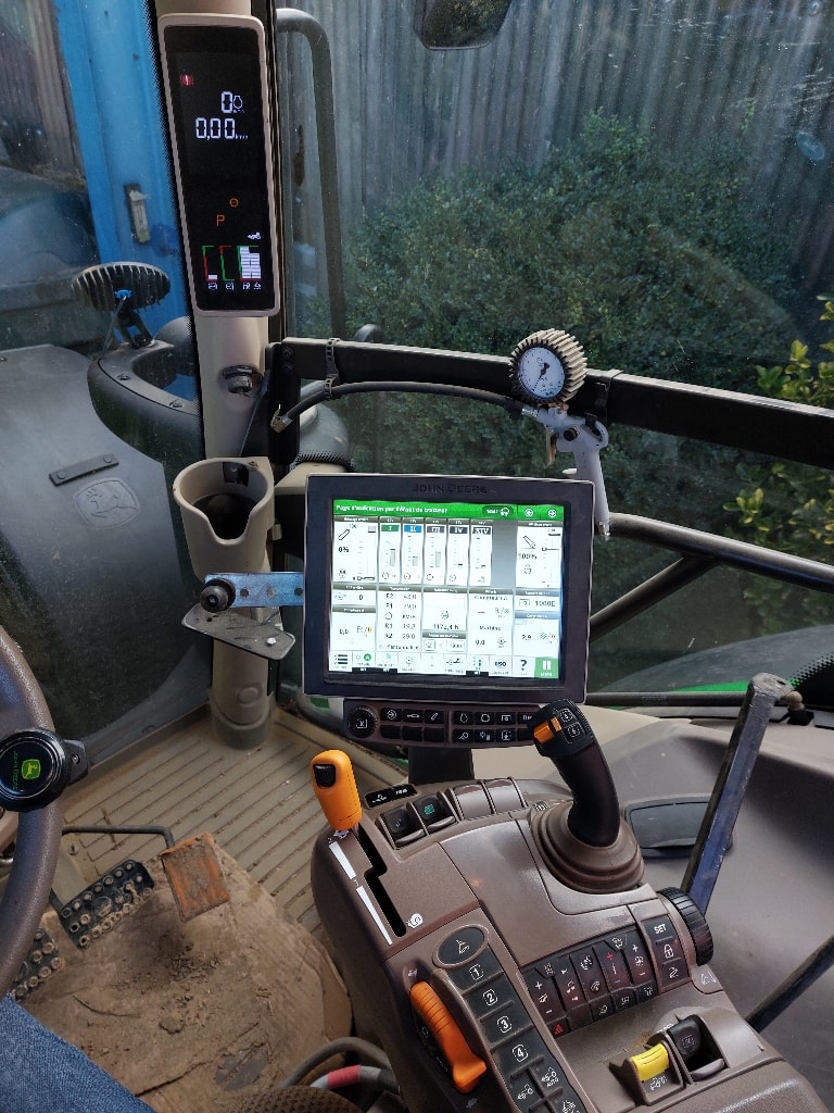 Tracteur JOHN DEERE 6R185 - photo slide 16