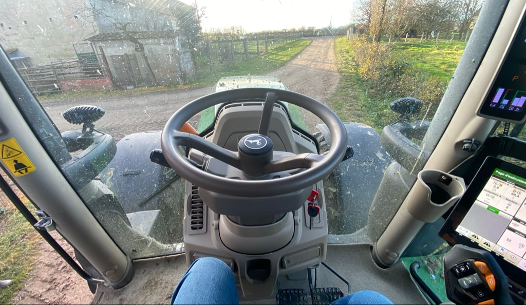 Tracteur JOHN DEERE 6R250 - photo slide 17
