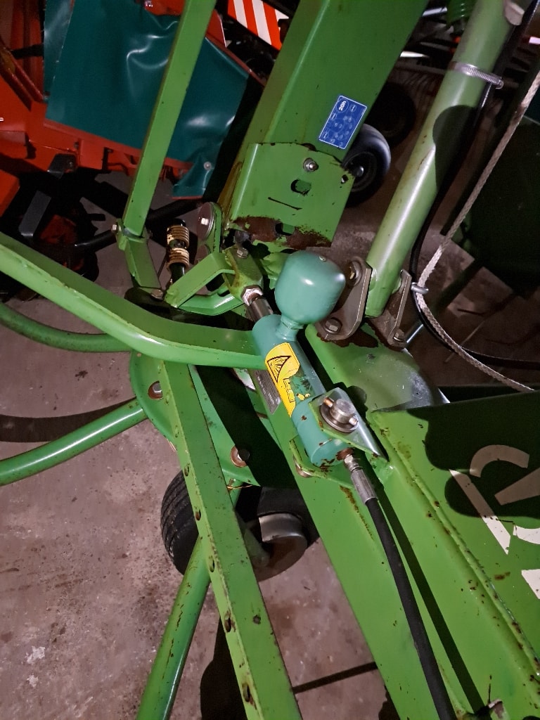 Faneuse KRONE KW 5.50 - photo slide 9