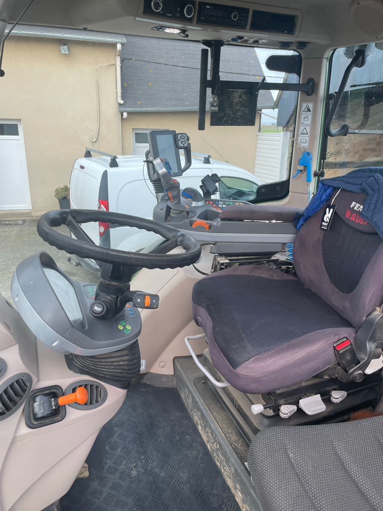 Tracteur chargeur FENDT 512 VARIO POWER - photo slide 8