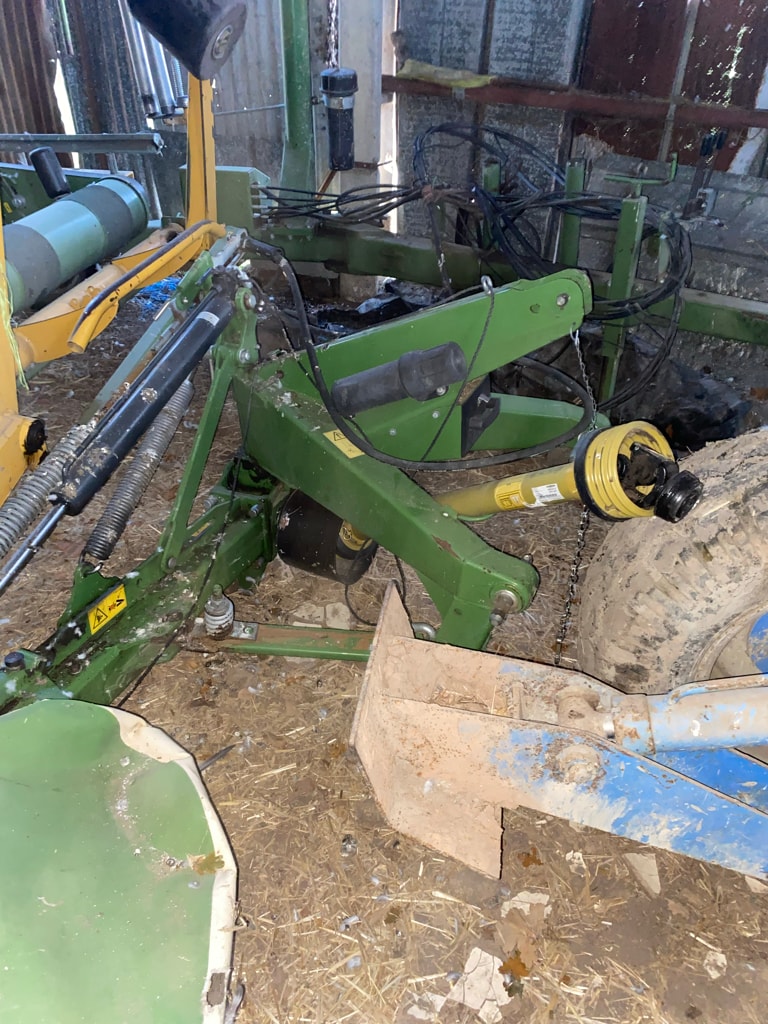 Faucheuse KRONE Activmow R249 - photo slide 8