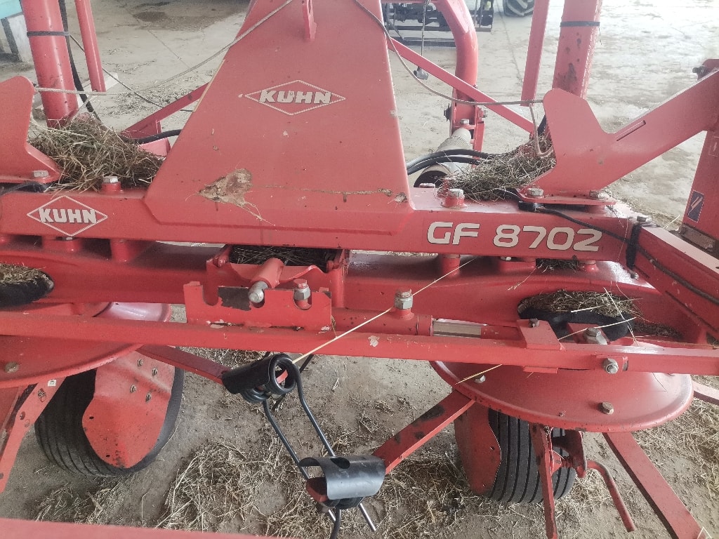 Faneuse KUHN GF 8702 - photo slide 5
