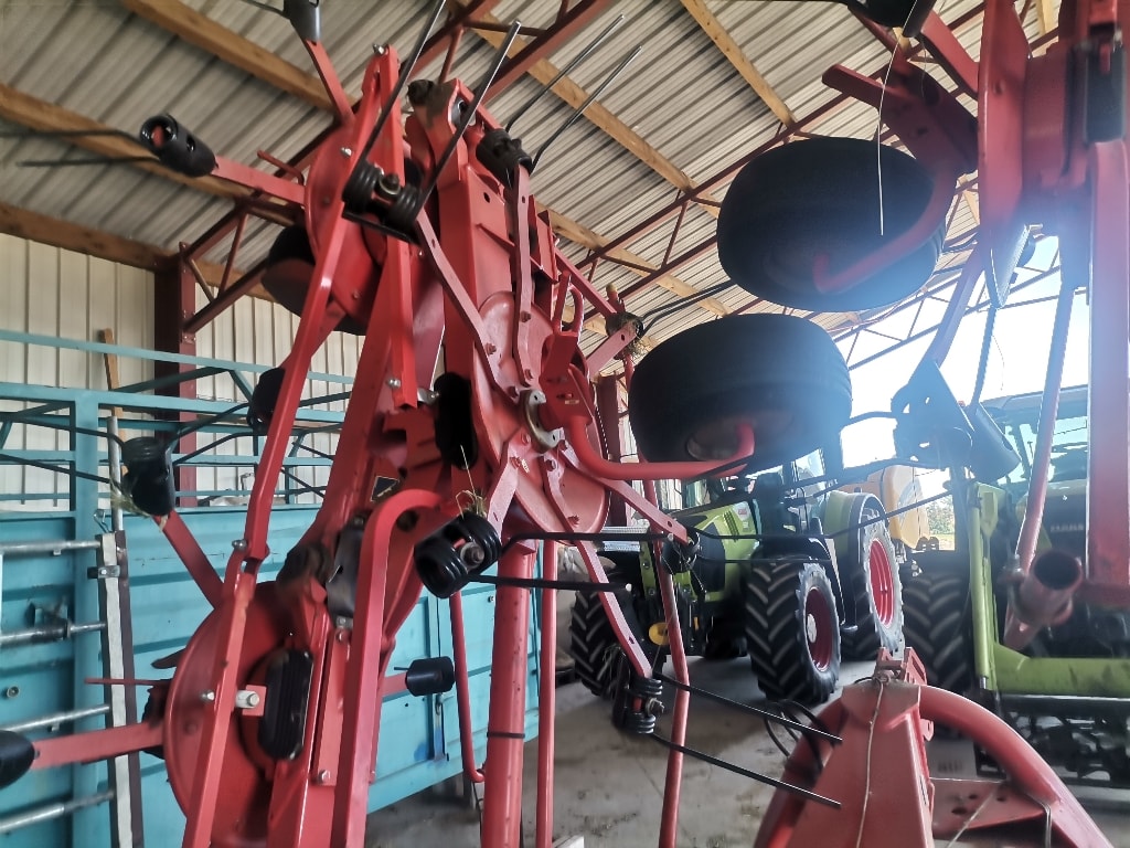 Faneuse KUHN GF 8702 - photo slide 6