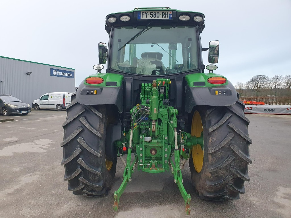 Tracteur chargeur JOHN DEERE 6135R - photo slide 10