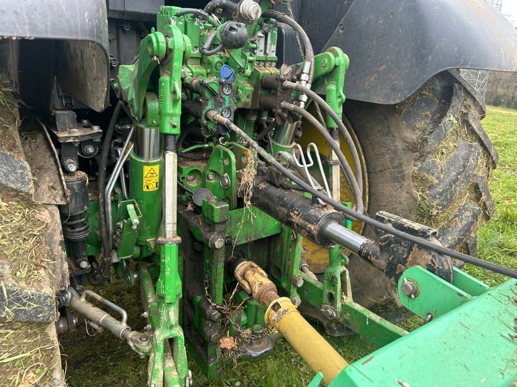 Tracteur JOHN DEERE 6130M - photo slide 7
