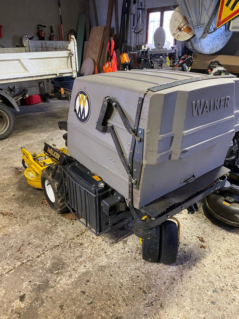 Tondeuse autoportee WALKER MD210 33 - photo slide 4