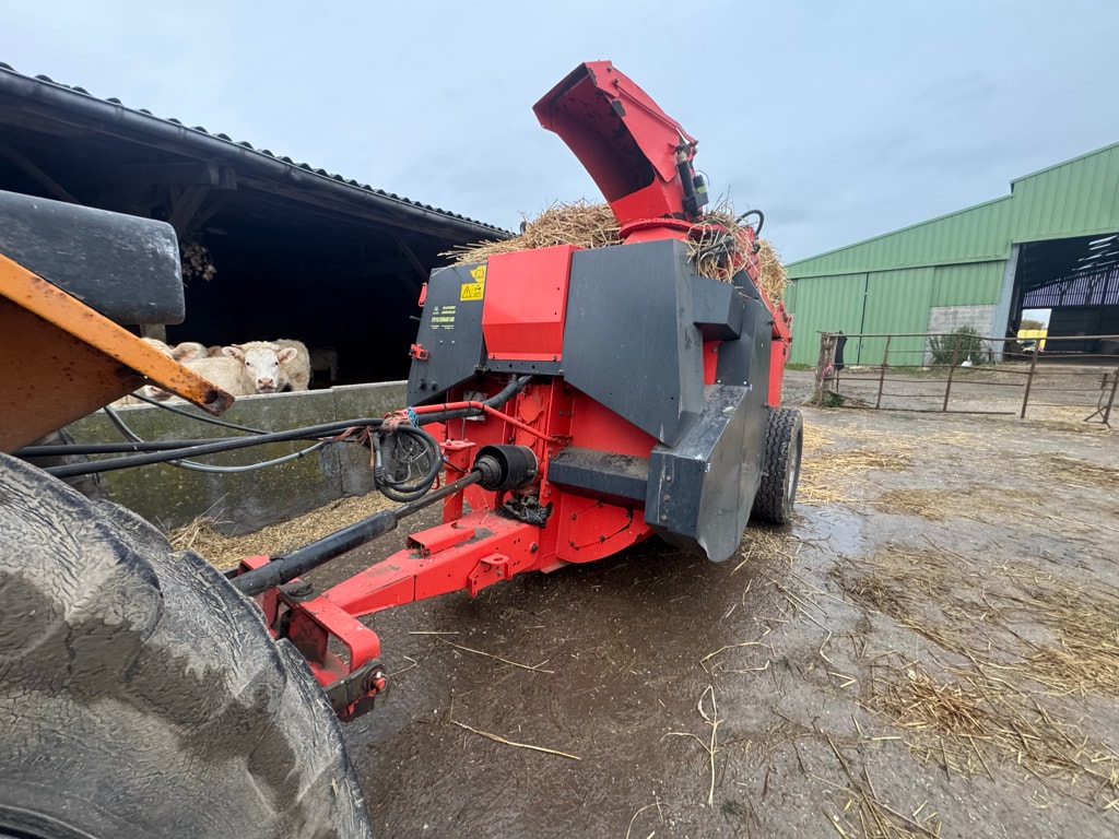 Desileuse pailleuse KUHN Altor 4560 - photo slide 2