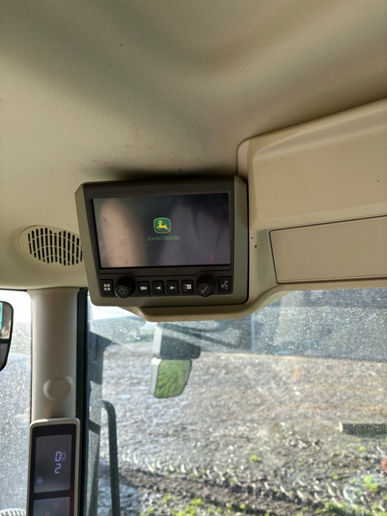Tracteur chargeur JOHN DEERE 6R150 - photo slide 11