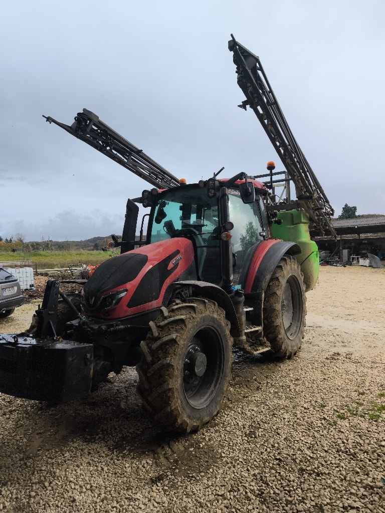 Tracteur VALTRA G 115 VERSU - photo slide 1