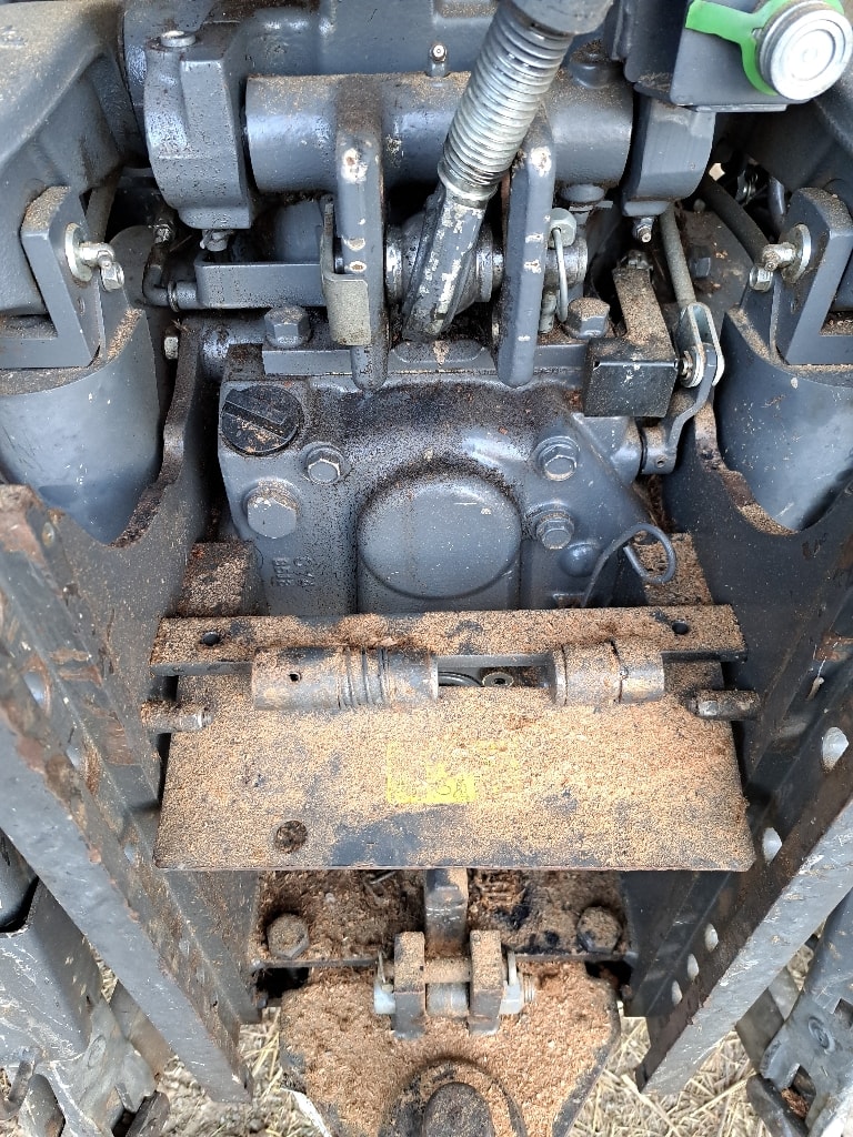 Tracteur KUBOTA M5111 DTHQ SANS CHARGEUR - photo slide 11