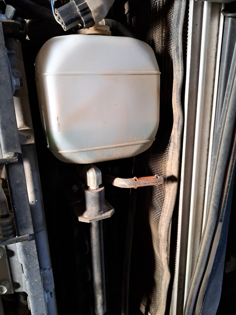 Tracteur KUBOTA M5111 DTHQ SANS CHARGEUR - photo slide 12