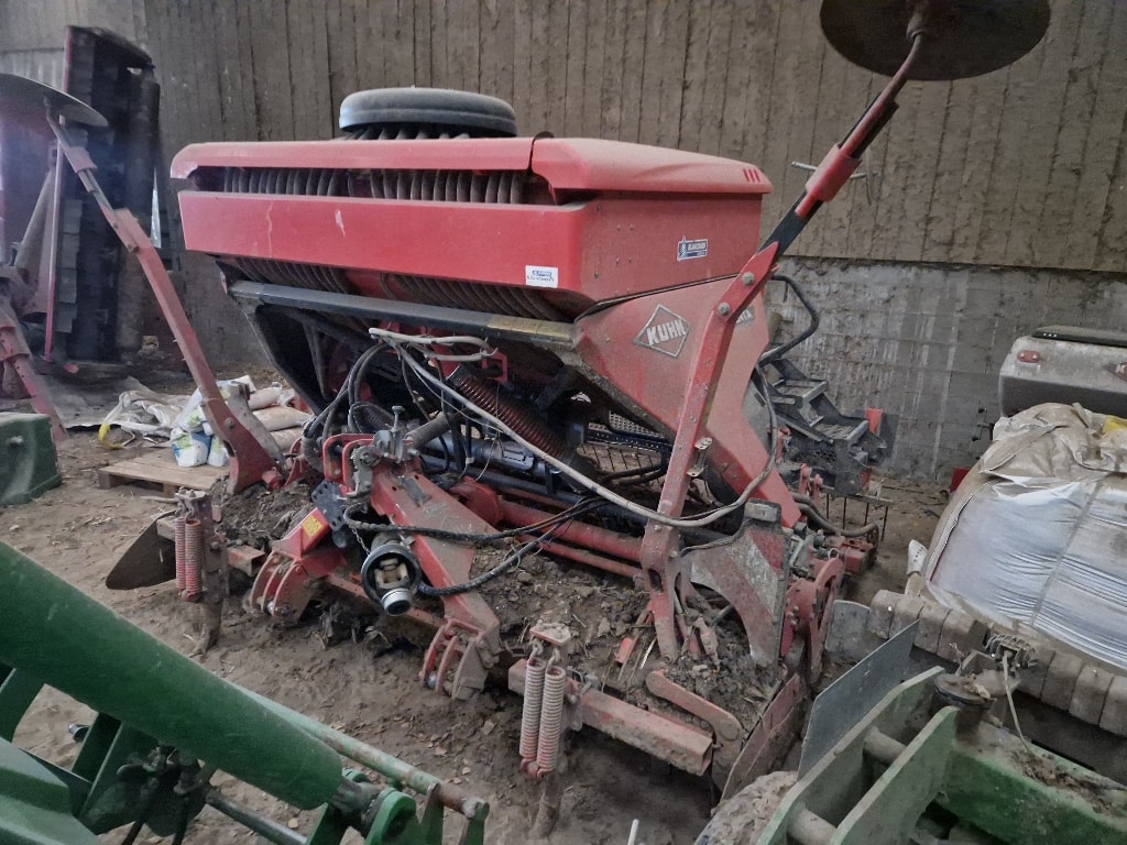 Combine de Semis KUHN Venta 3010+HR3020 - photo slide 6