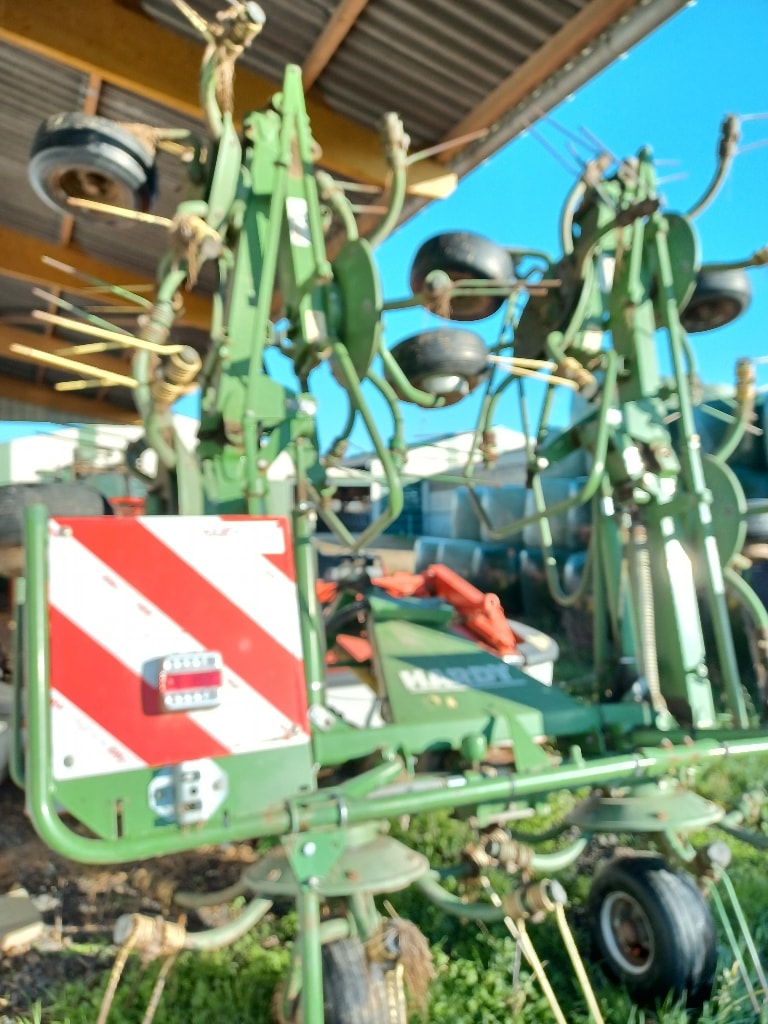Faneuse KRONE KW 8,92 - photo slide 2