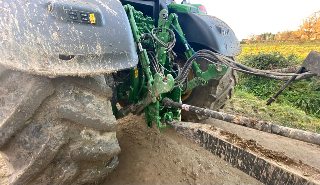 Tracteur JOHN DEERE 6R250 - photo slide 11
